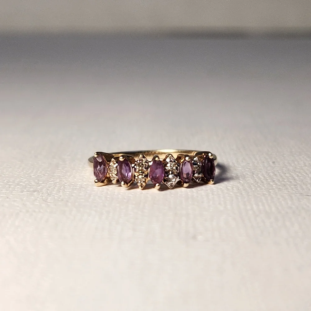 Classic 90s VTG 10K Solid Yellow Gold NATURAL  Amethyst & Diamond Ring Sz 7 - Picture 7 of 16